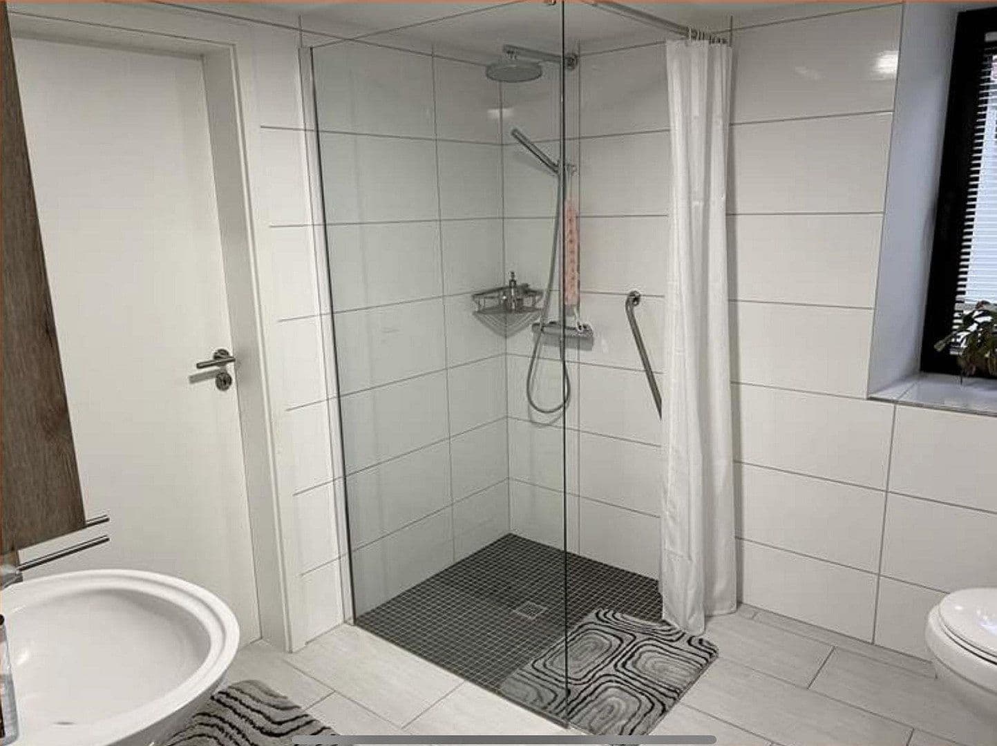 Predaj domu 170 m², pozemok 2.565 m², Ringstrasse 11, Feilbingert, Porýnie-Falcko Predaj domu 170 m², pozemok 2.565 m², Ringstrasse 11, Feilbingert, Porýnie-Falcko