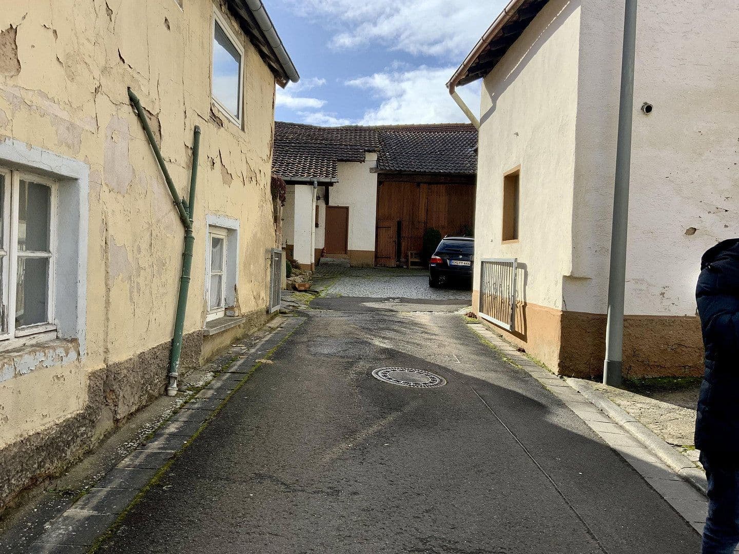 Predaj domu 170 m², pozemok 2.565 m², Ringstrasse 11, Feilbingert, Porýnie-Falcko Predaj domu 170 m², pozemok 2.565 m², Ringstrasse 11, Feilbingert, Porýnie-Falcko