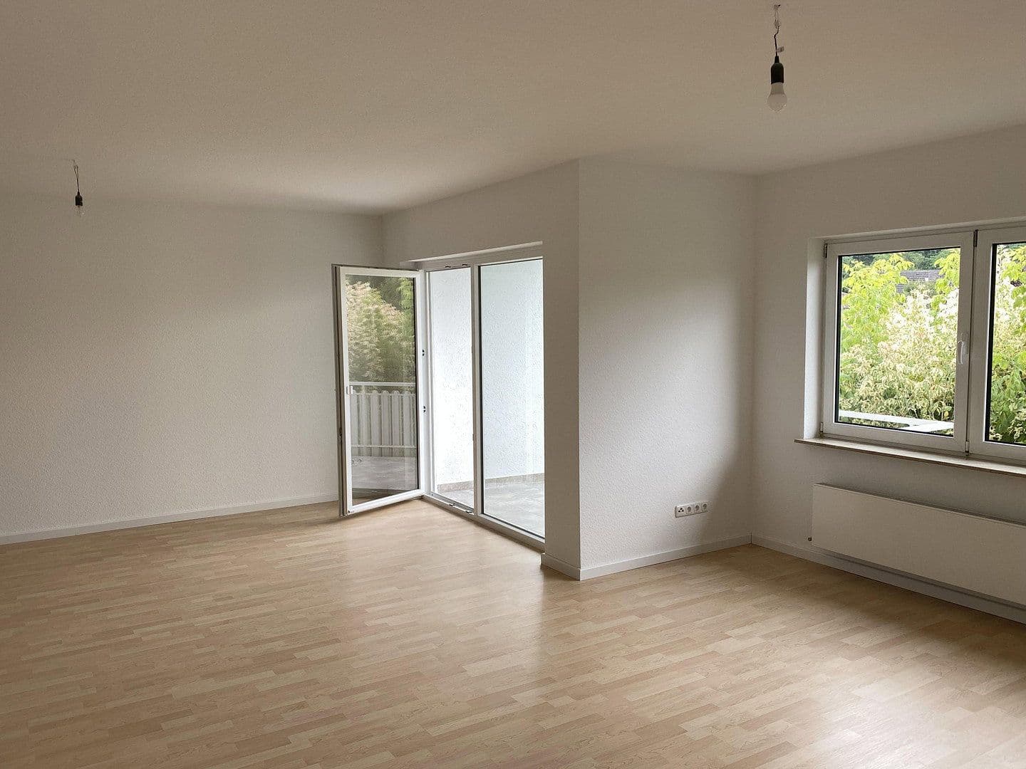 Prenájom bytu 4-izbový 149 m², Rödermark, Hesensko Prenájom bytu 4-izbový 149 m², Rödermark, Hesensko