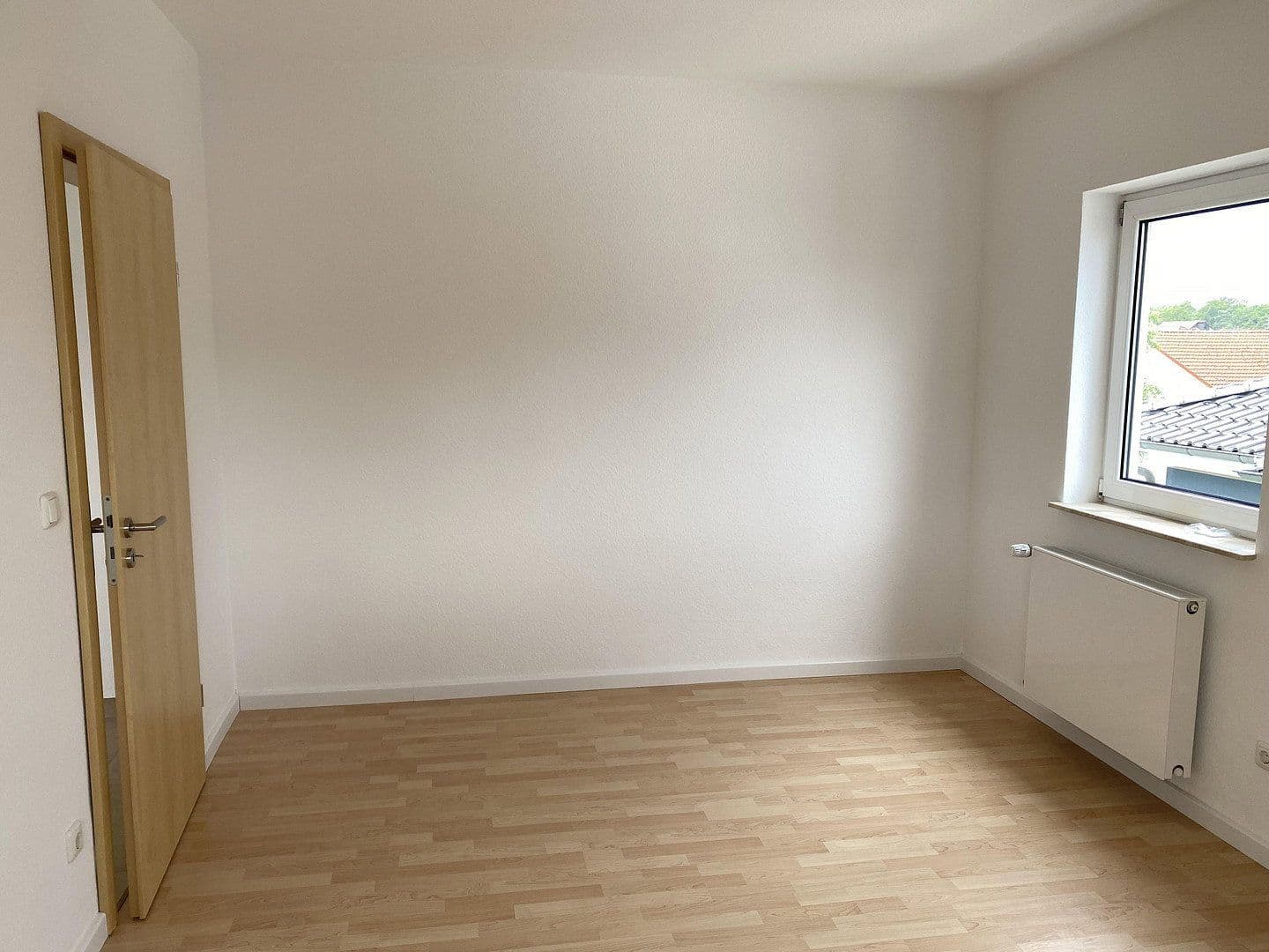 Prenájom bytu 4-izbový 149 m², Rödermark, Hesensko Prenájom bytu 4-izbový 149 m², Rödermark, Hesensko