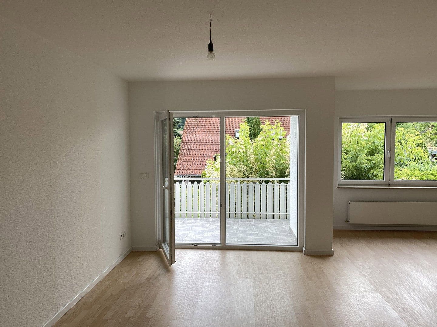 Prenájom bytu 4-izbový 149 m², Rödermark, Hesensko Prenájom bytu 4-izbový 149 m², Rödermark, Hesensko