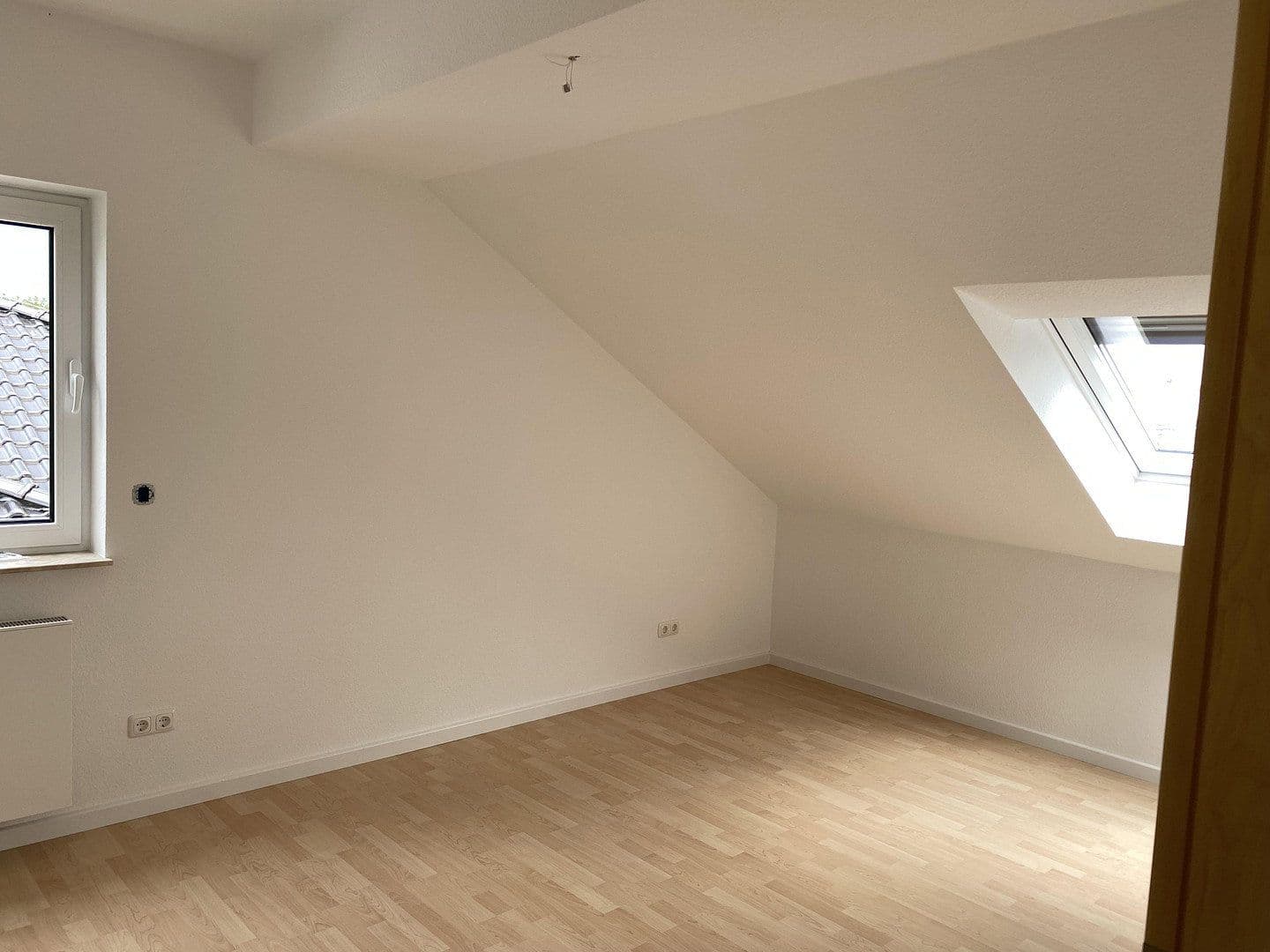 Prenájom bytu 4-izbový 149 m², Rödermark, Hesensko Prenájom bytu 4-izbový 149 m², Rödermark, Hesensko