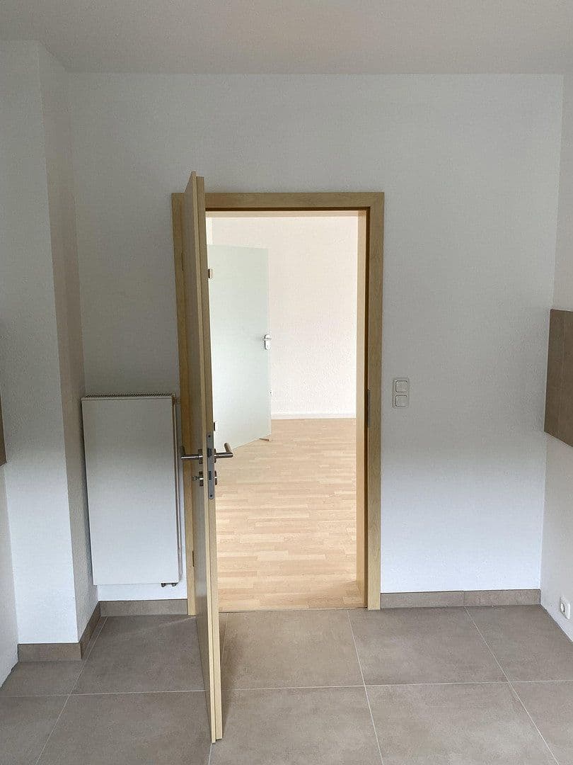 Prenájom bytu 4-izbový 149 m², Rödermark, Hesensko Prenájom bytu 4-izbový 149 m², Rödermark, Hesensko