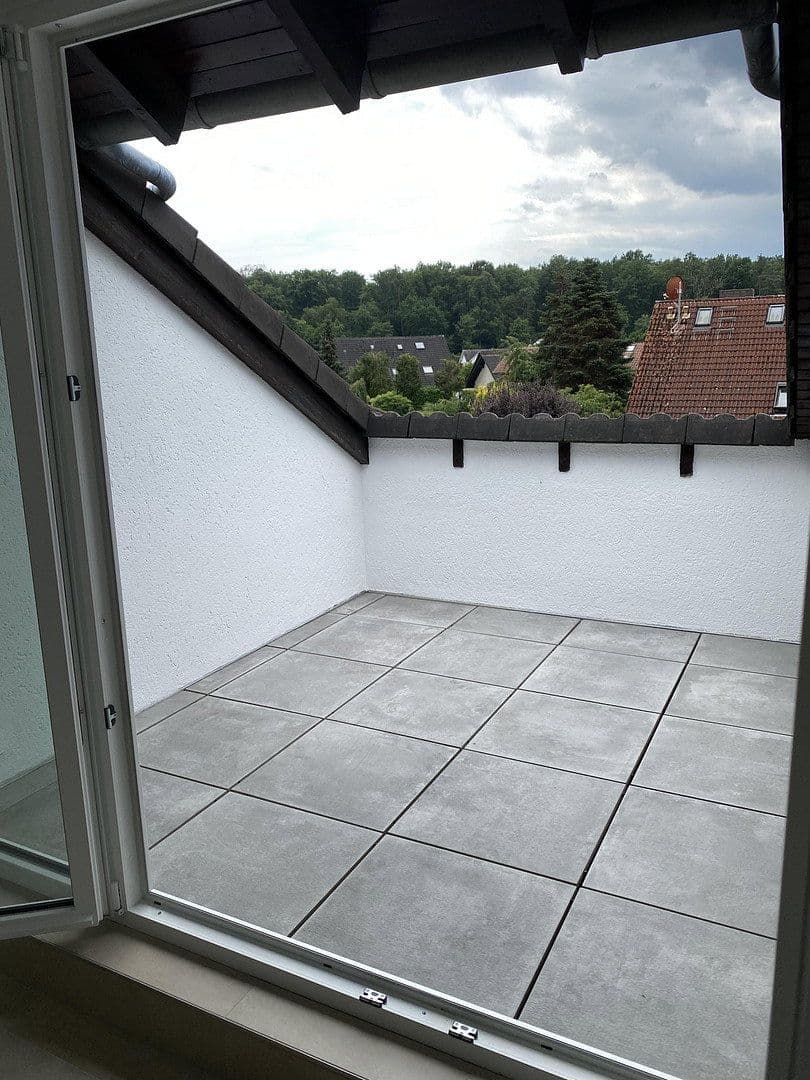 Prenájom bytu 4-izbový 149 m², Rödermark, Hesensko Prenájom bytu 4-izbový 149 m², Rödermark, Hesensko