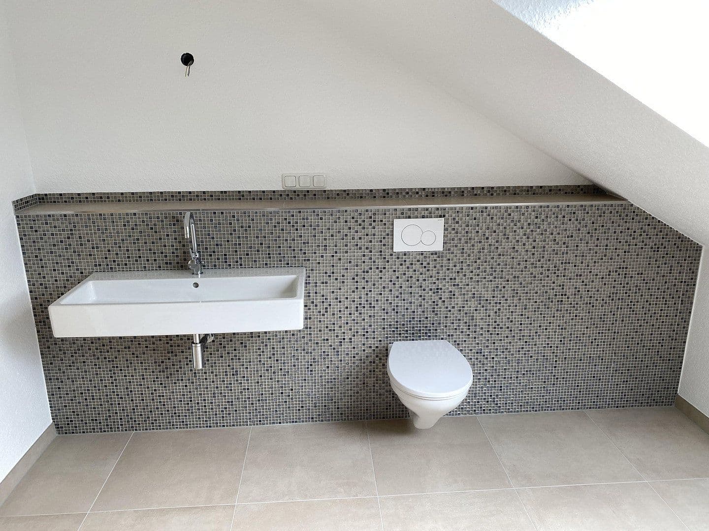 Prenájom bytu 4-izbový 149 m², Rödermark, Hesensko Prenájom bytu 4-izbový 149 m², Rödermark, Hesensko