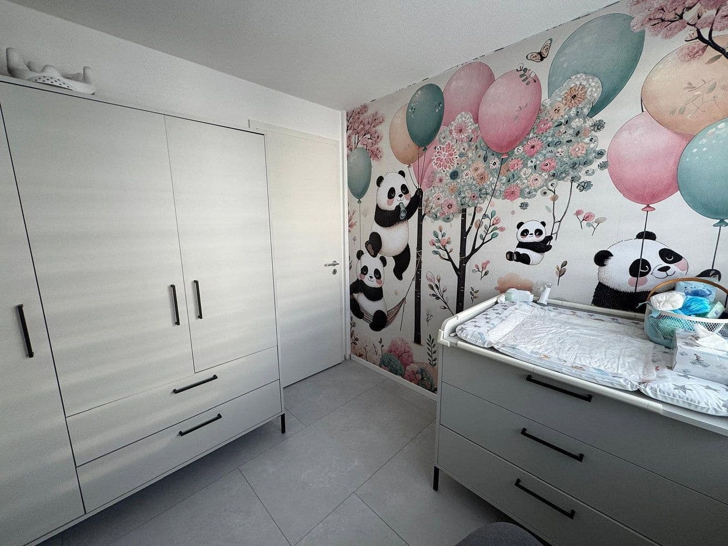 Prenájom bytu 5-izbový 111 m², Heimsheim, Bádensko-Wurttembersko Prenájom bytu 5-izbový 111 m², Heimsheim, Bádensko-Wurttembersko