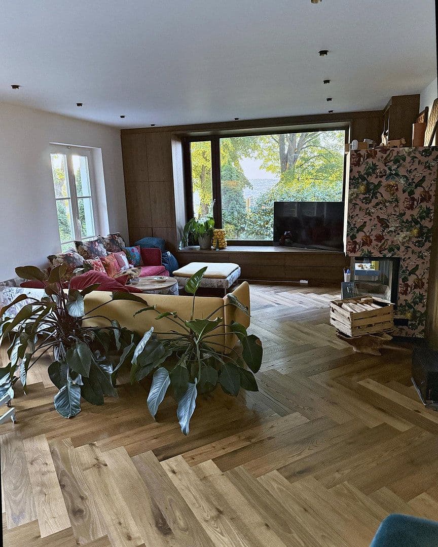 Prenájom domu 220 m², pozemok 3.500 m², Stuttgart, Bádensko-Wurttembersko Prenájom domu 220 m², pozemok 3.500 m², Stuttgart, Bádensko-Wurttembersko