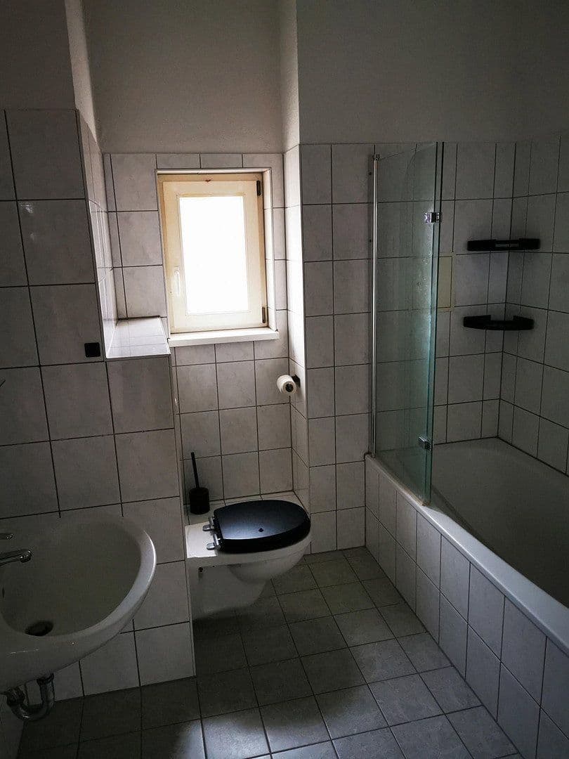 Prenájom bytu 2-izbový 84 m², Löwentorstrasse 28, Bleicherode, Durínsko Prenájom bytu 2-izbový 84 m², Löwentorstrasse 28, Bleicherode, Durínsko