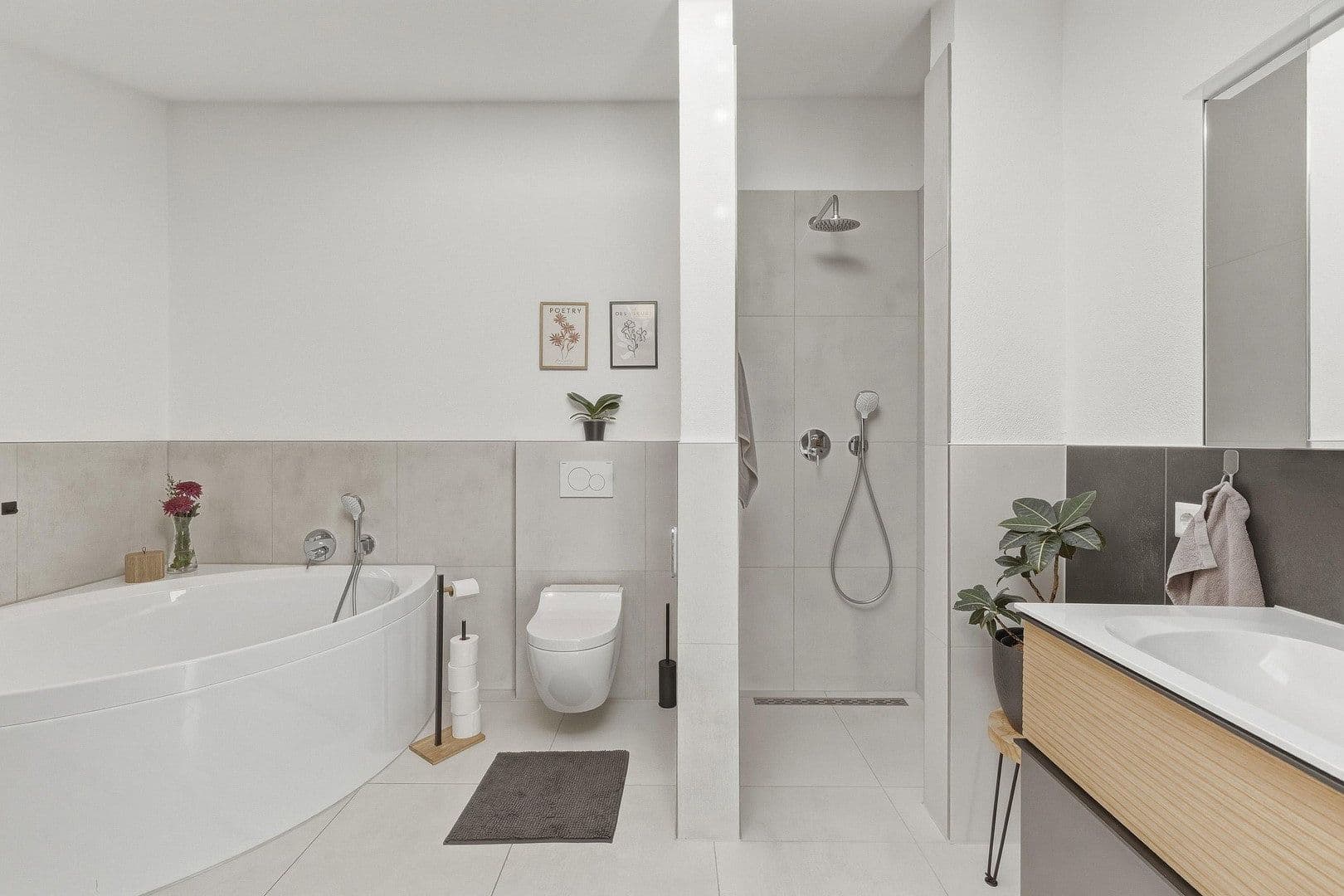 Prenájom domu 206 m², pozemok 128 m², Stuttgart, Bádensko-Wurttembersko Prenájom domu 206 m², pozemok 128 m², Stuttgart, Bádensko-Wurttembersko