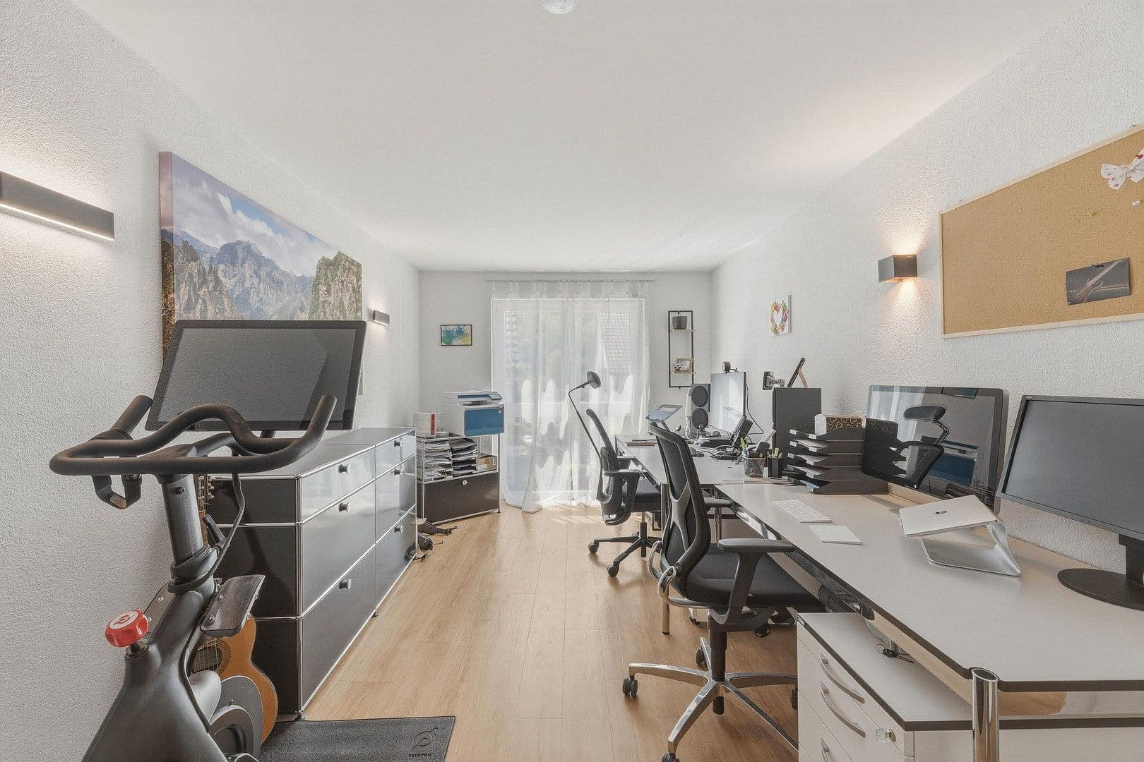 Prenájom domu 206 m², pozemok 128 m², Stuttgart, Bádensko-Wurttembersko Prenájom domu 206 m², pozemok 128 m², Stuttgart, Bádensko-Wurttembersko