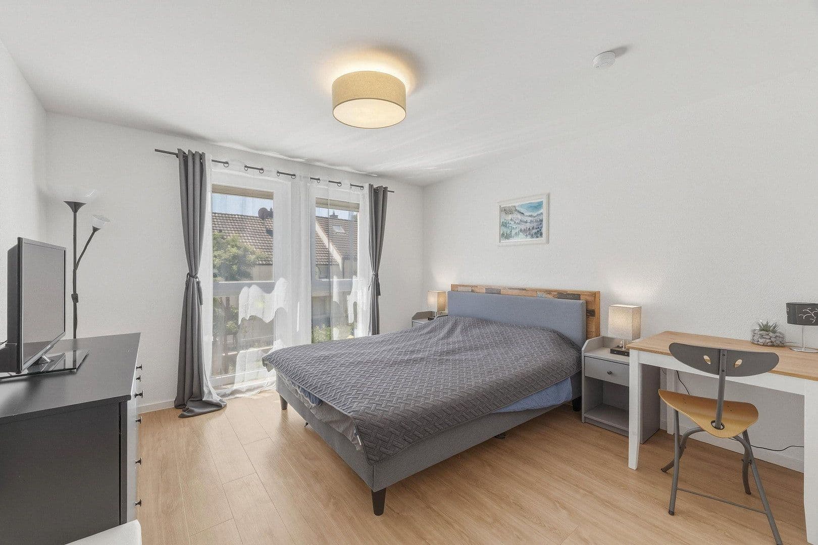 Prenájom domu 206 m², pozemok 128 m², Stuttgart, Bádensko-Wurttembersko Prenájom domu 206 m², pozemok 128 m², Stuttgart, Bádensko-Wurttembersko