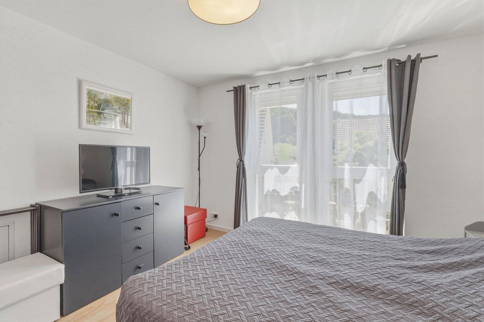 Prenájom domu 206 m², pozemok 128 m², Stuttgart, Bádensko-Wurttembersko Prenájom domu 206 m², pozemok 128 m², Stuttgart, Bádensko-Wurttembersko