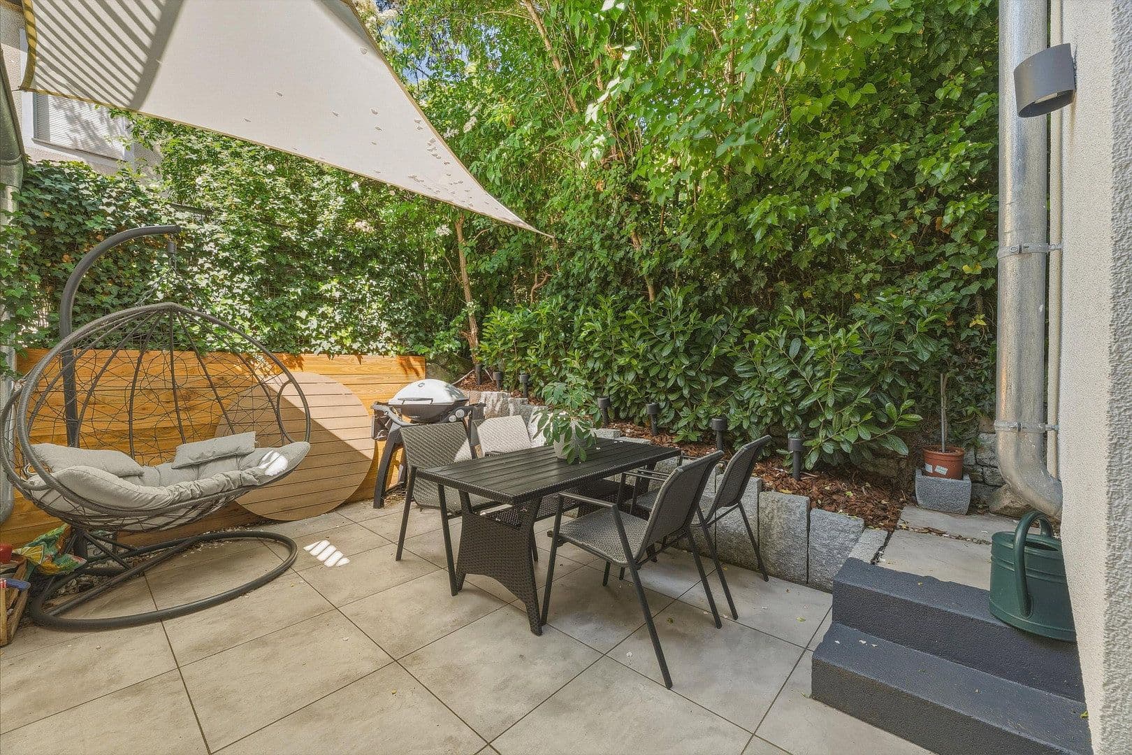 Prenájom domu 206 m², pozemok 128 m², Stuttgart, Bádensko-Wurttembersko Prenájom domu 206 m², pozemok 128 m², Stuttgart, Bádensko-Wurttembersko