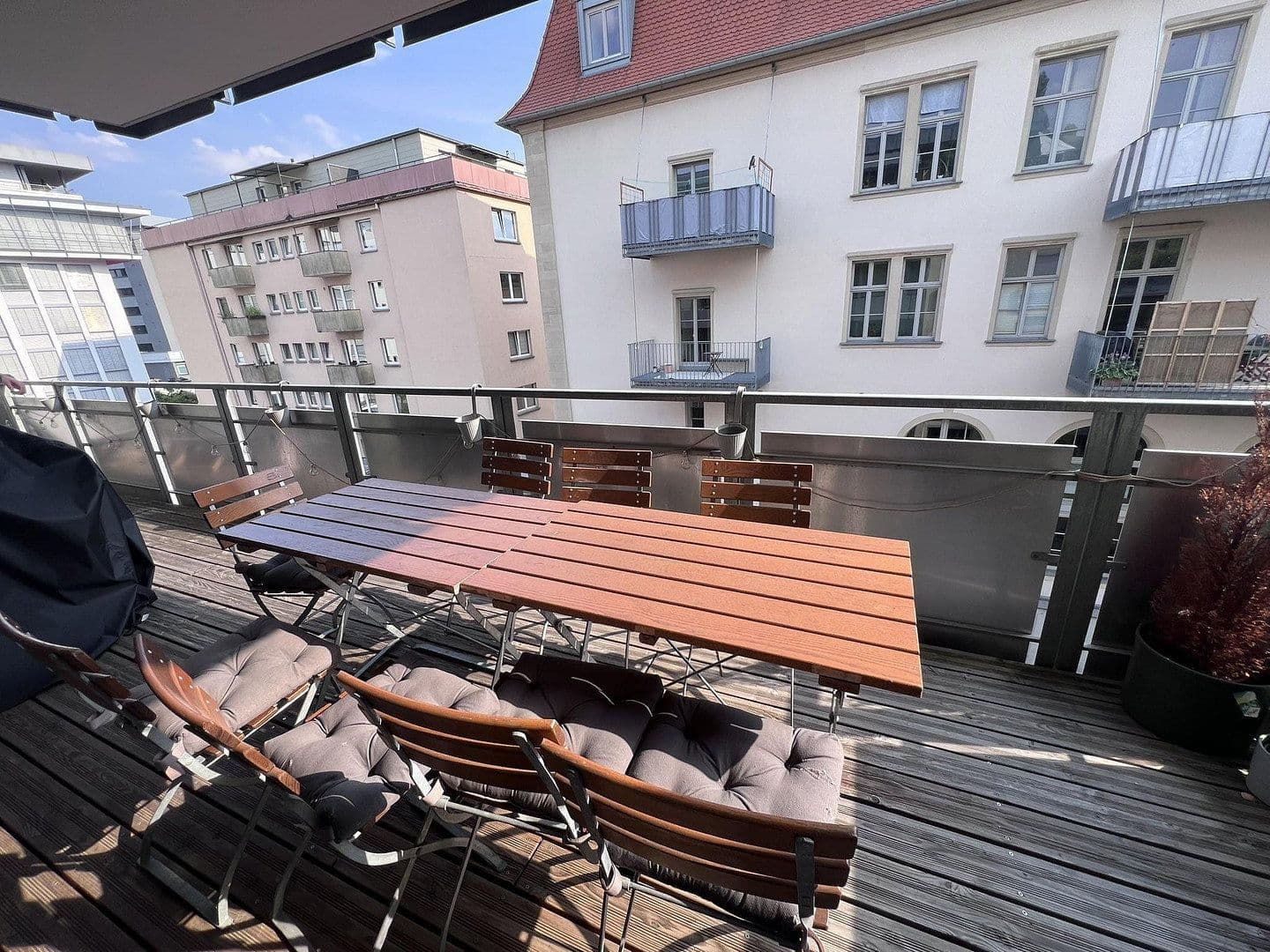 Prenájom bytu 3-izbový 100 m², Berliner Platz 7A, Würzburg, Bavorsko Prenájom bytu 3-izbový 100 m², Berliner Platz 7A, Würzburg, Bavorsko