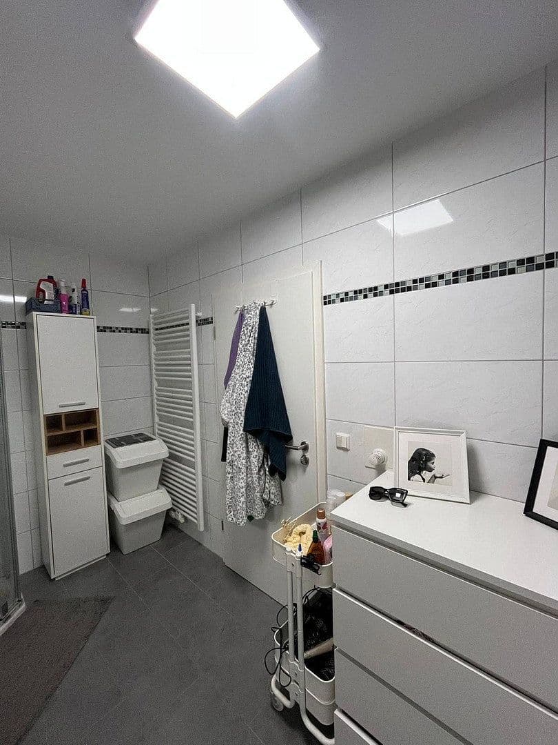 Prenájom bytu 3-izbový 100 m², Berliner Platz 7A, Würzburg, Bavorsko Prenájom bytu 3-izbový 100 m², Berliner Platz 7A, Würzburg, Bavorsko