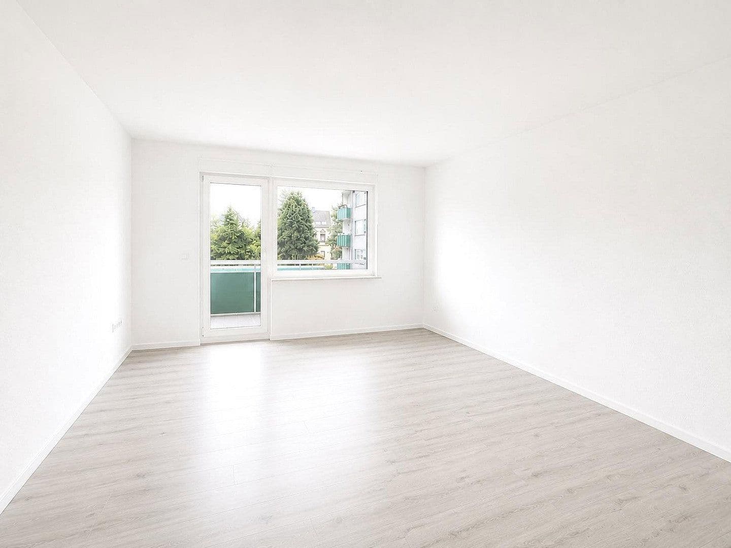 Prenájom bytu 3-izbový 74 m², Hellweg 217, Essen, Severné Porýnie - Westfálsko Prenájom bytu 3-izbový 74 m², Hellweg 217, Essen, Severné Porýnie - Westfálsko