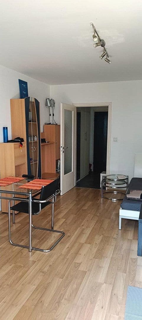 Predaj bytu 1-izbový 30 m², Tucholskystr. 79, Frankfurt, Hesensko Predaj bytu 1-izbový 30 m², Tucholskystr. 79, Frankfurt, Hesensko