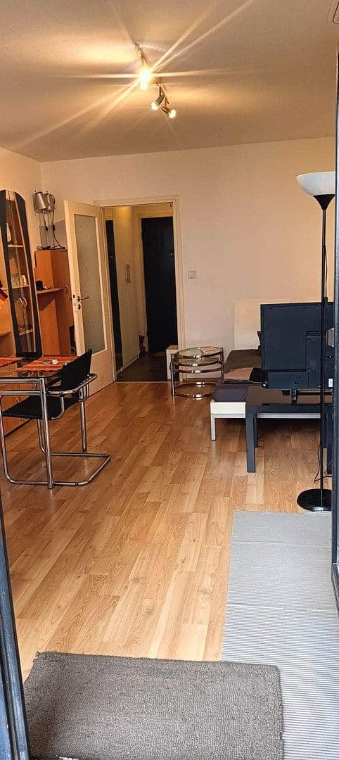 Predaj bytu 1-izbový 30 m², Tucholskystr. 79, Frankfurt, Hesensko Predaj bytu 1-izbový 30 m², Tucholskystr. 79, Frankfurt, Hesensko