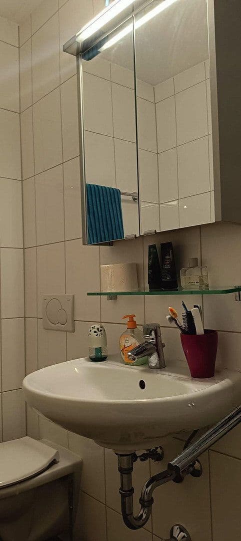 Predaj bytu 1-izbový 30 m², Tucholskystr. 79, Frankfurt, Hesensko Predaj bytu 1-izbový 30 m², Tucholskystr. 79, Frankfurt, Hesensko