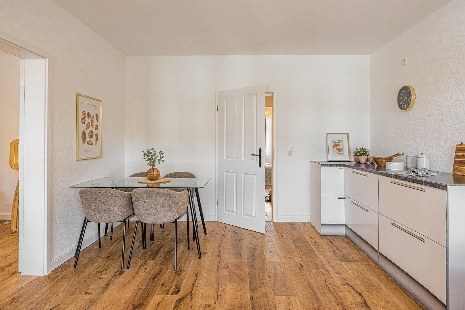 Predaj bytu 4-izbový 82 m², Leipzig, Sasko Predaj bytu 4-izbový 82 m², Leipzig, Sasko