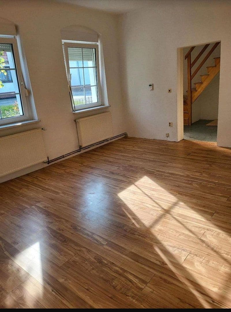 Predaj domu 100 m², pozemok 6.690 m², Kaden 6, Luckau, Brandenbursko Predaj domu 100 m², pozemok 6.690 m², Kaden 6, Luckau, Brandenbursko