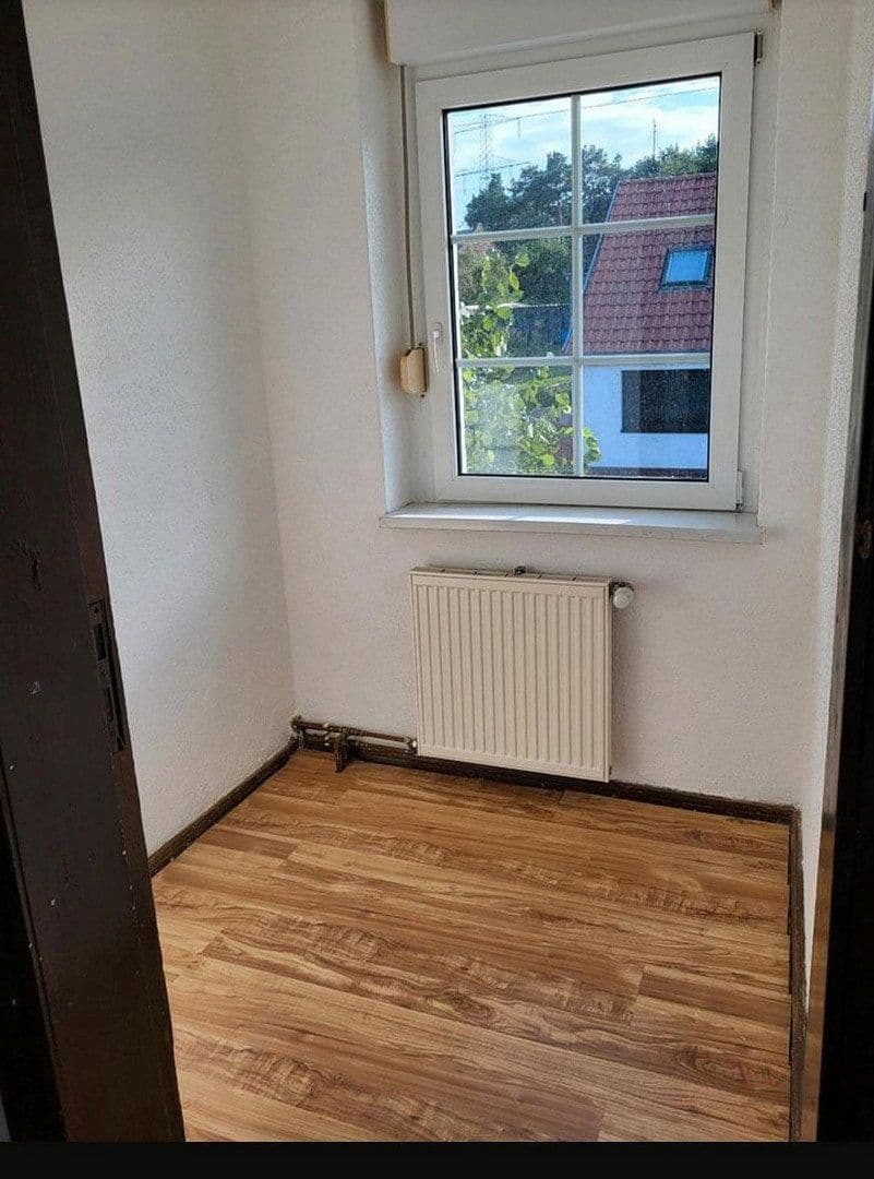 Predaj domu 100 m², pozemok 6.690 m², Kaden 6, Luckau, Brandenbursko Predaj domu 100 m², pozemok 6.690 m², Kaden 6, Luckau, Brandenbursko