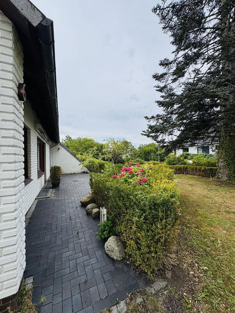 Predaj domu 161 m², pozemok 981 m², Kiebitzreihe 6, Schleswig, Šlezvicko-Holštajnsko Predaj domu 161 m², pozemok 981 m², Kiebitzreihe 6, Schleswig, Šlezvicko-Holštajnsko