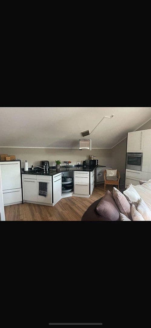 Prenájom bytu 2-izbový 35 m², Heidenheim an der Brenz, Bádensko-Wurttembersko Prenájom bytu 2-izbový 35 m², Heidenheim an der Brenz, Bádensko-Wurttembersko