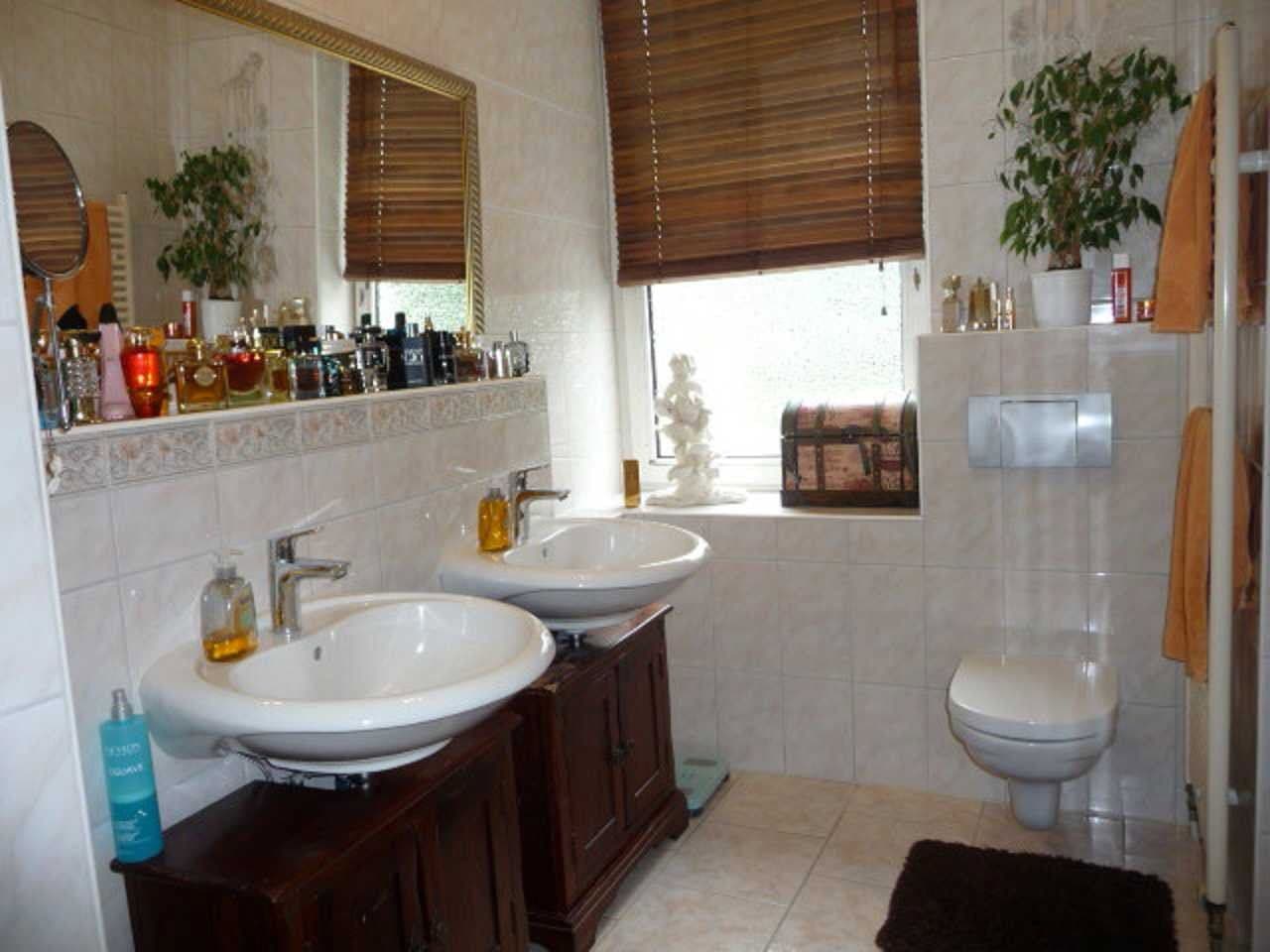 Predaj domu 260 m², pozemok 665 m², Neumünster, Šlezvicko-Holštajnsko Predaj domu 260 m², pozemok 665 m², Neumünster, Šlezvicko-Holštajnsko