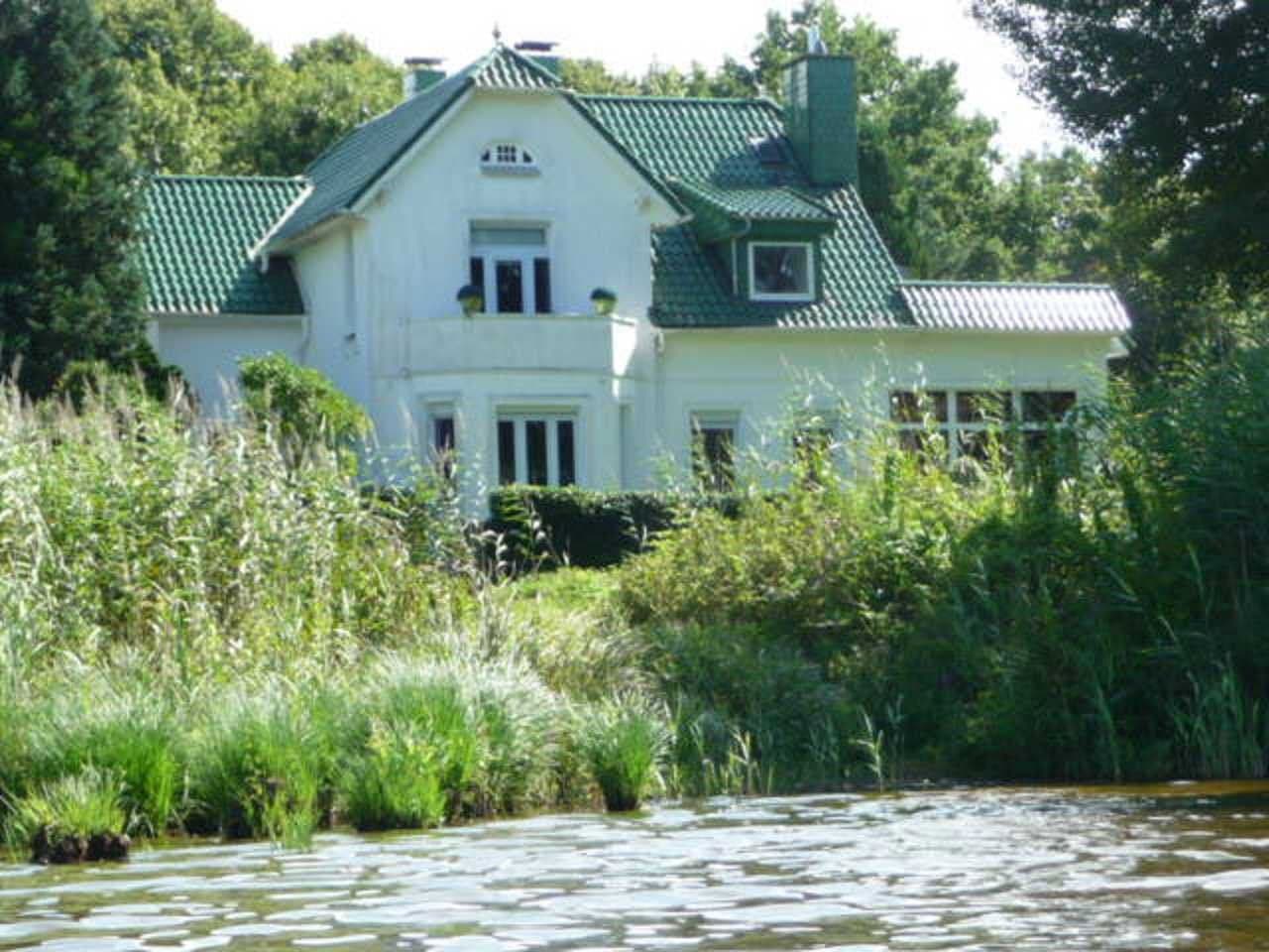 Predaj domu 260 m², pozemok 665 m², Neumünster, Šlezvicko-Holštajnsko Predaj domu 260 m², pozemok 665 m², Neumünster, Šlezvicko-Holštajnsko
