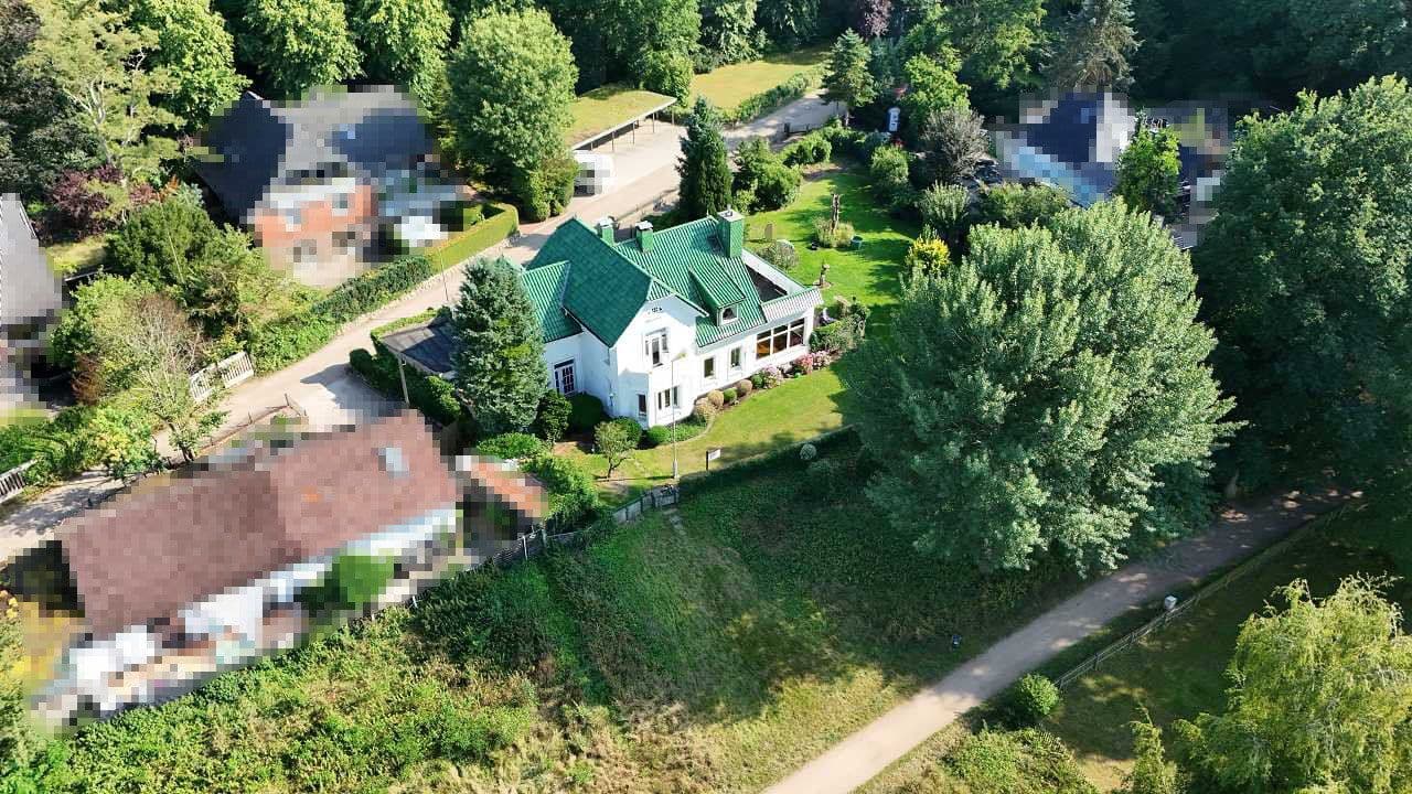 Predaj domu 260 m², pozemok 665 m², Strandallee 5a, Neumünster, Šlezvicko-Holštajnsko Predaj domu 260 m², pozemok 665 m², Strandallee 5a, Neumünster, Šlezvicko-Holštajnsko