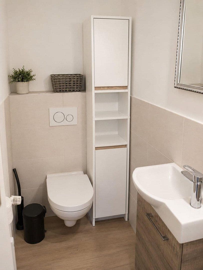 Prenájom bytu 3-izbový 116 m², Dorfstraße 23, Reppenstedt, Dolné Sasko Prenájom bytu 3-izbový 116 m², Dorfstraße 23, Reppenstedt, Dolné Sasko