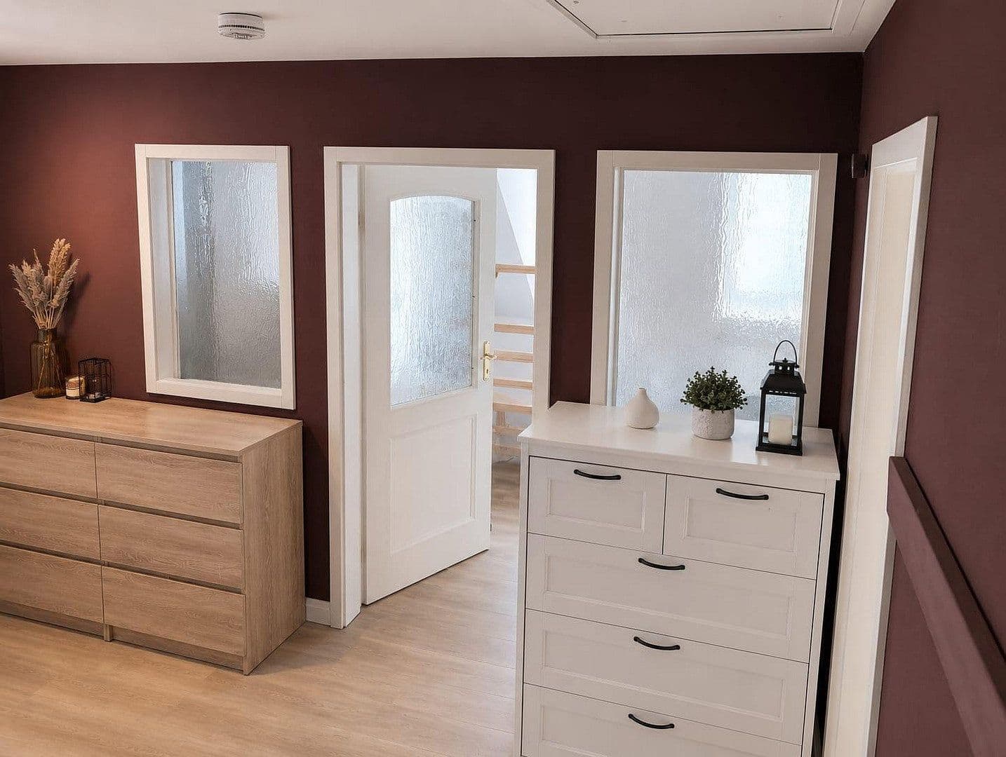 Prenájom bytu 3-izbový 116 m², Dorfstraße 23, Reppenstedt, Dolné Sasko Prenájom bytu 3-izbový 116 m², Dorfstraße 23, Reppenstedt, Dolné Sasko