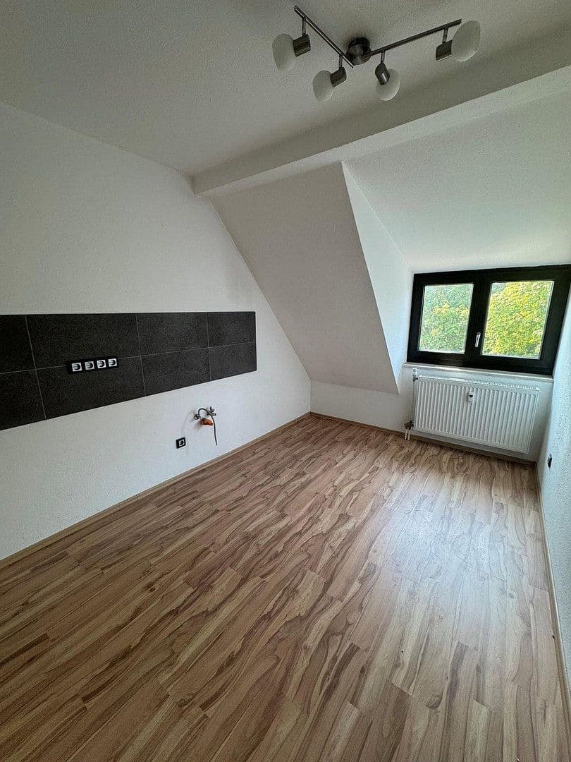Prenájom bytu 4-izbový 110 m², Ostheim 52, Regensburg, Bavorsko Prenájom bytu 4-izbový 110 m², Ostheim 52, Regensburg, Bavorsko