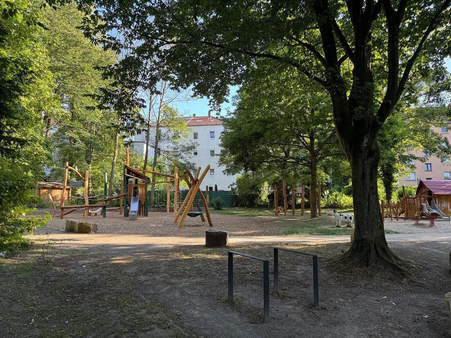 Predaj domu 435 m², pozemok 450 m², Bochum, Severné Porýnie - Westfálsko Predaj domu 435 m², pozemok 450 m², Bochum, Severné Porýnie - Westfálsko