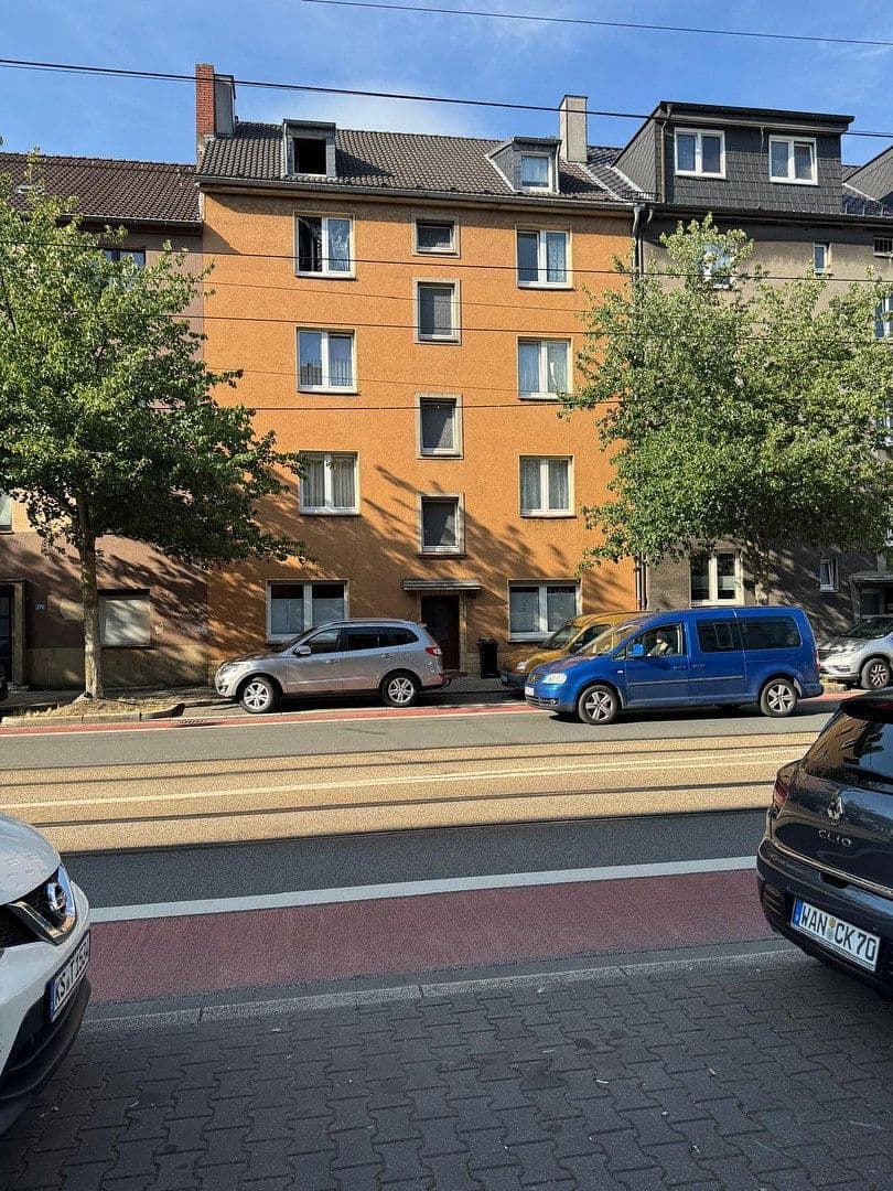 Predaj domu 435 m², pozemok 450 m², Bochum, Severné Porýnie - Westfálsko Predaj domu 435 m², pozemok 450 m², Bochum, Severné Porýnie - Westfálsko