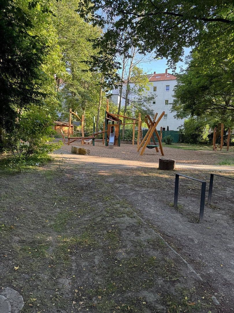 Predaj domu 435 m², pozemok 450 m², Bochum, Severné Porýnie - Westfálsko Predaj domu 435 m², pozemok 450 m², Bochum, Severné Porýnie - Westfálsko