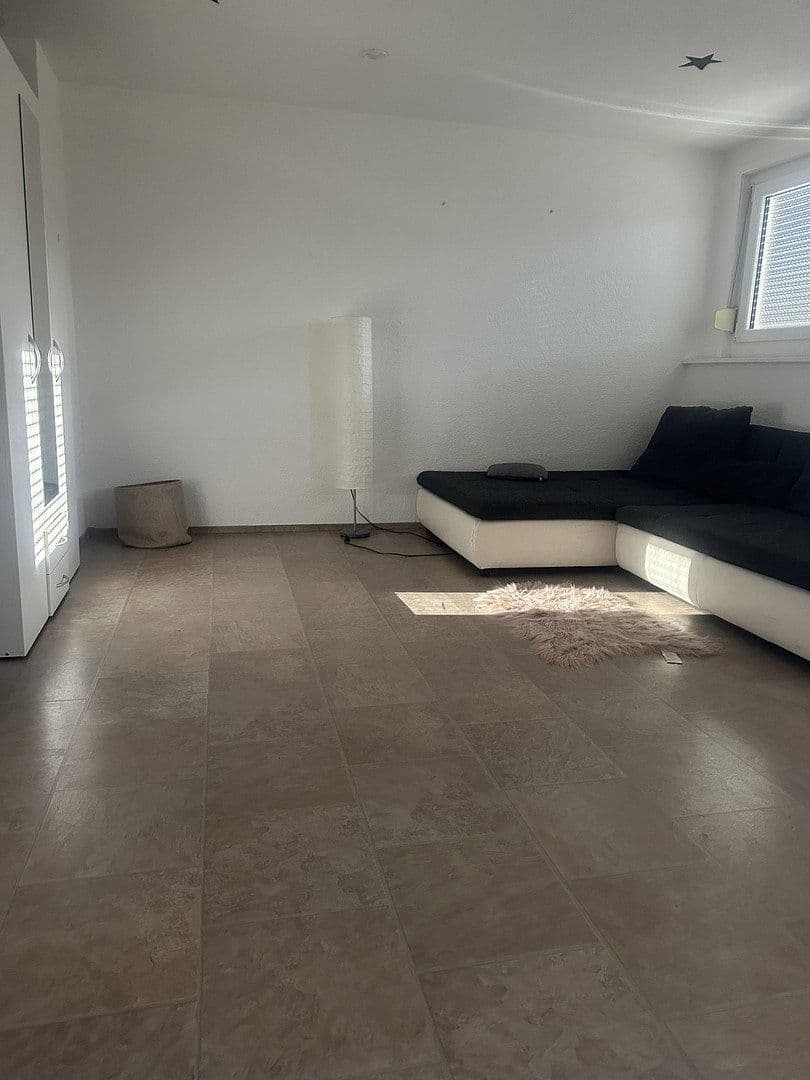 Prenájom bytu 18 m², Große bahngasse 12, Heilbronn, Bádensko-Wurttembersko Prenájom bytu 18 m², Große bahngasse 12, Heilbronn, Bádensko-Wurttembersko