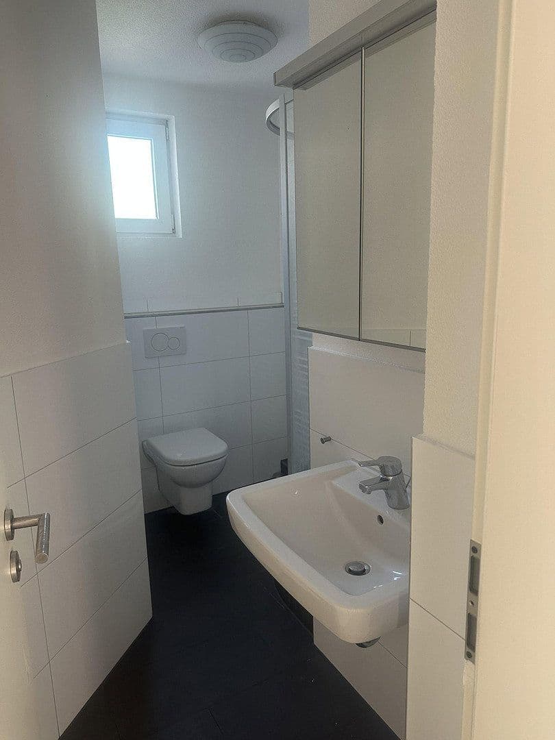 Prenájom bytu 18 m², Schwabenbogengasse 3, Heilbronn, Bádensko-Wurttembersko Prenájom bytu 18 m², Schwabenbogengasse 3, Heilbronn, Bádensko-Wurttembersko