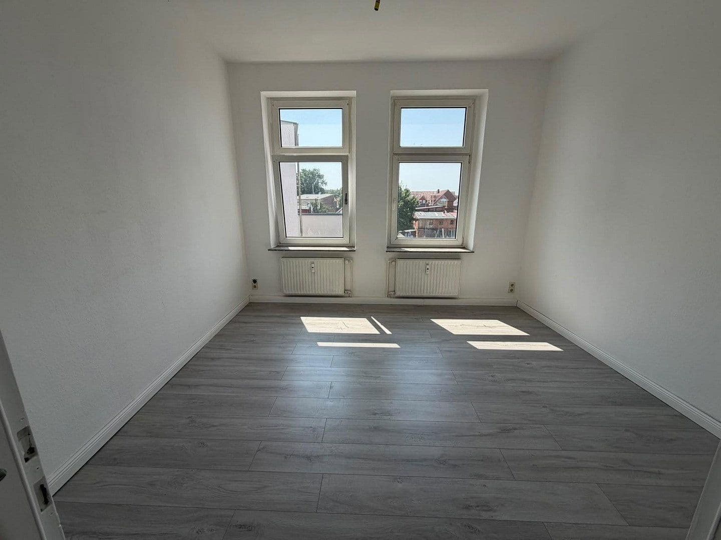 Prenájom bytu 3-izbový 82 m², Bahnstraße 92, Wittenberge, Brandenbursko Prenájom bytu 3-izbový 82 m², Bahnstraße 92, Wittenberge, Brandenbursko
