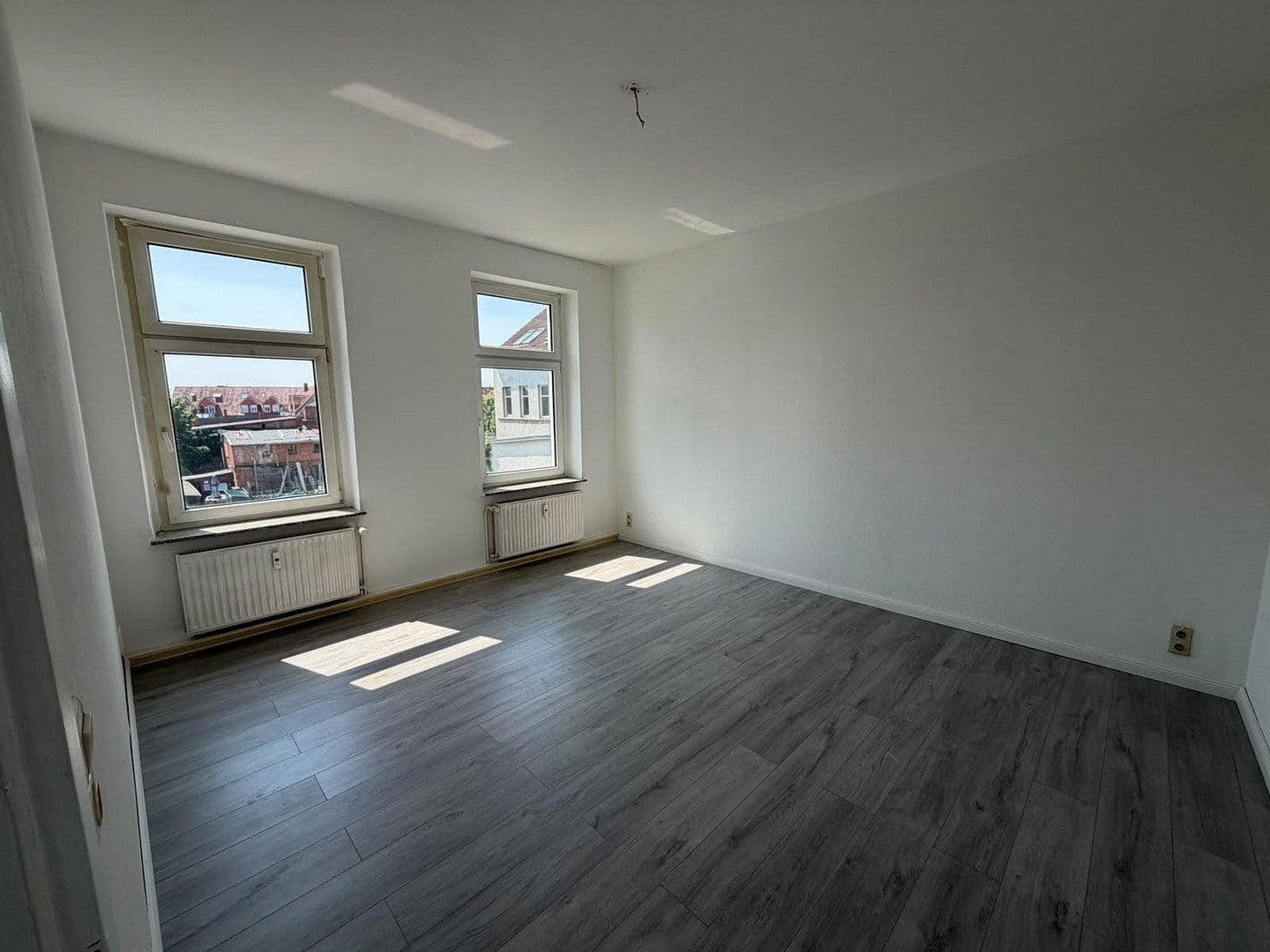 Prenájom bytu 3-izbový 82 m², Bahnstraße 92, Wittenberge, Brandenbursko Prenájom bytu 3-izbový 82 m², Bahnstraße 92, Wittenberge, Brandenbursko