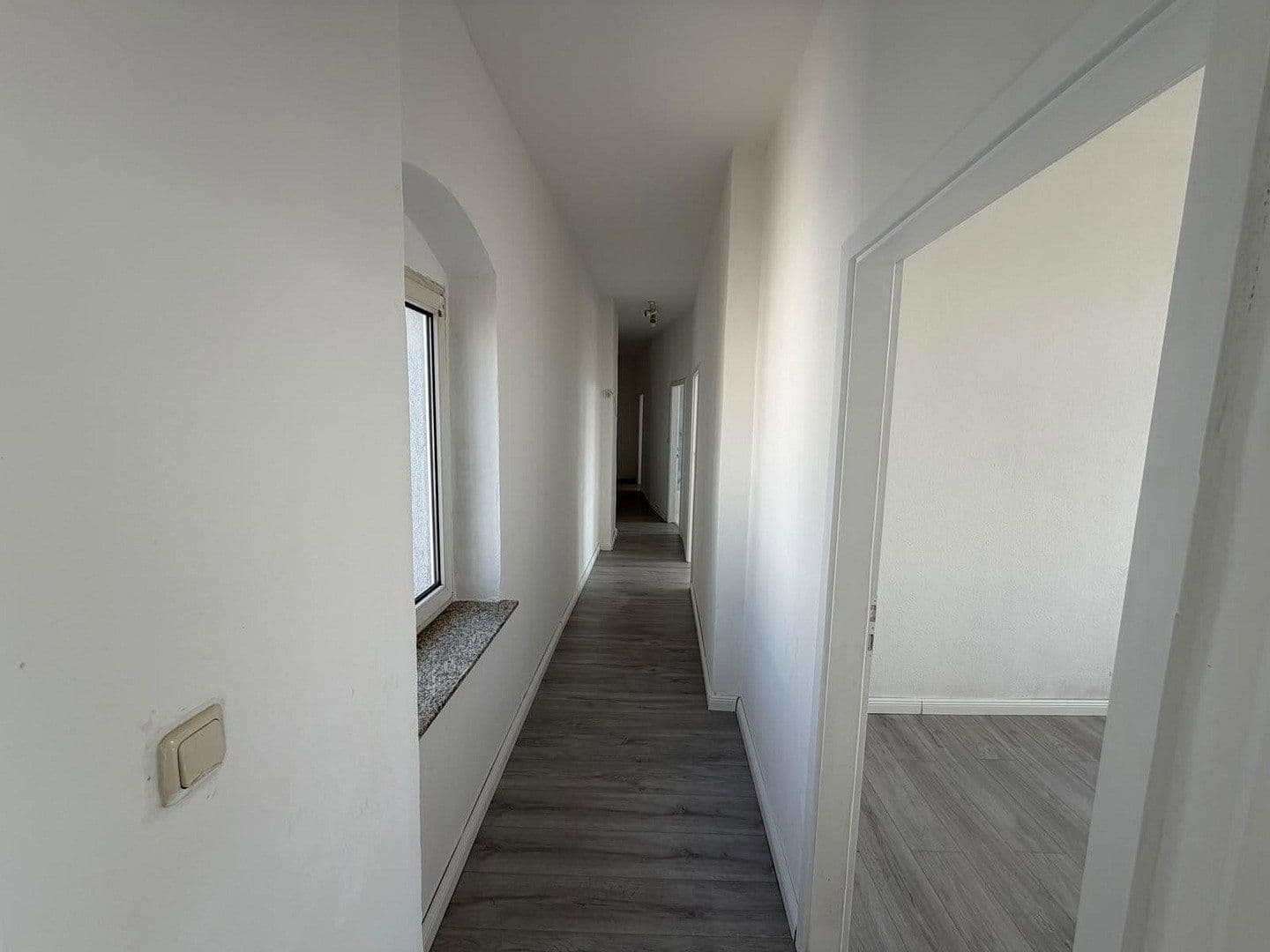 Prenájom bytu 3-izbový 82 m², Bahnstraße 92, Wittenberge, Brandenbursko Prenájom bytu 3-izbový 82 m², Bahnstraße 92, Wittenberge, Brandenbursko