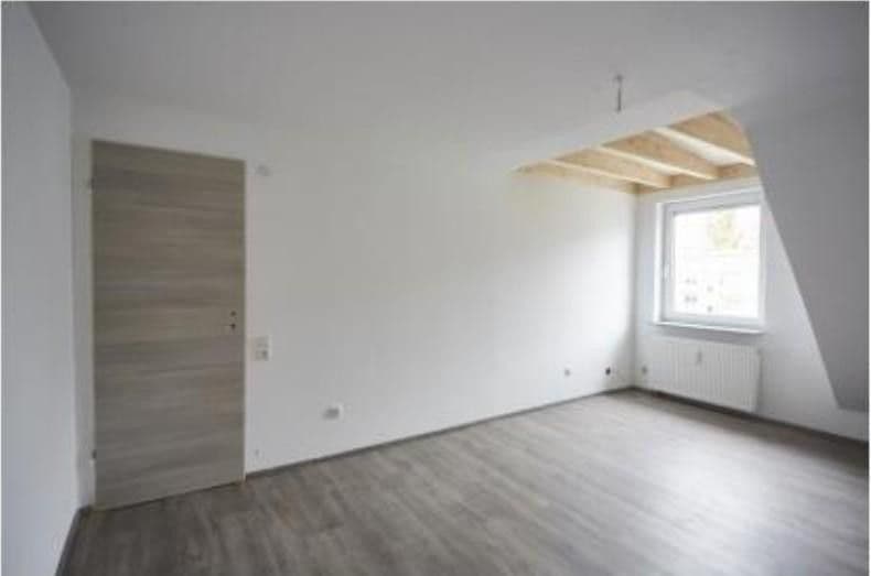 Prenájom bytu 4-izbový 103 m², Darmstadt, Hesensko Prenájom bytu 4-izbový 103 m², Darmstadt, Hesensko