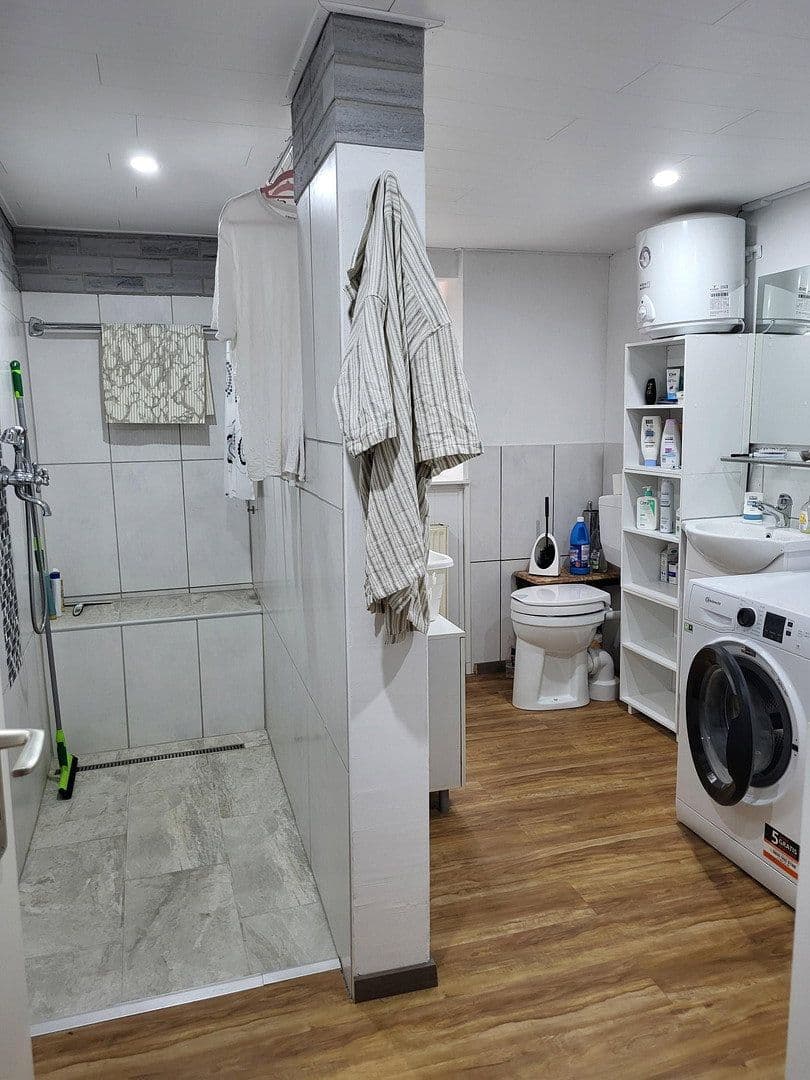 Predaj domu 200 m², pozemok 1.070 m², Heimweiler, Porýnie-Falcko Predaj domu 200 m², pozemok 1.070 m², Heimweiler, Porýnie-Falcko