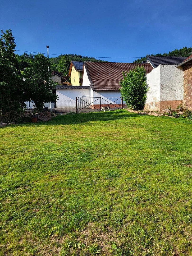 Predaj domu 200 m², pozemok 1.070 m², Heimweiler, Porýnie-Falcko Predaj domu 200 m², pozemok 1.070 m², Heimweiler, Porýnie-Falcko