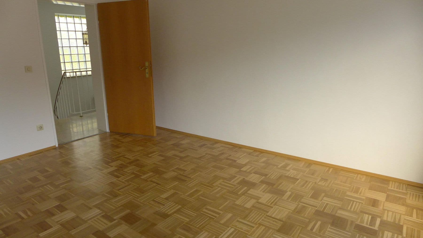 Predaj domu 142 m², pozemok 624 m², Ottobrunn, Bavorsko Predaj domu 142 m², pozemok 624 m², Ottobrunn, Bavorsko