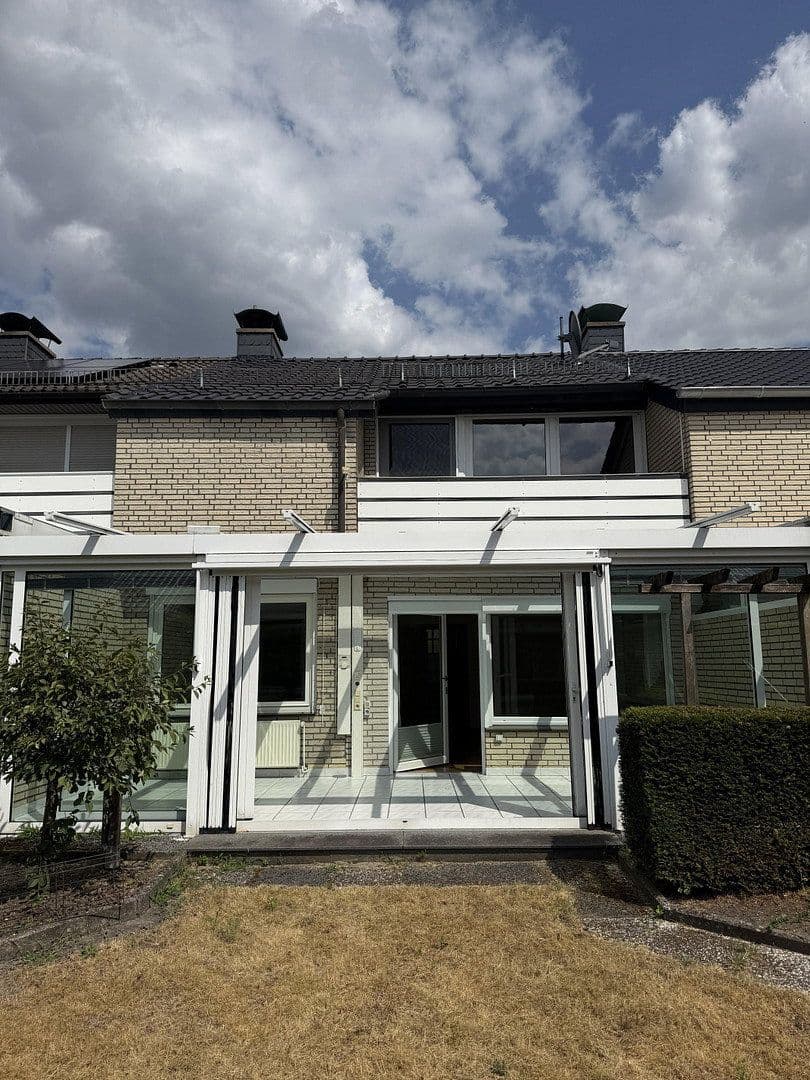 Predaj domu 125 m², pozemok 219 m², Osnabrück, Dolné Sasko Predaj domu 125 m², pozemok 219 m², Osnabrück, Dolné Sasko