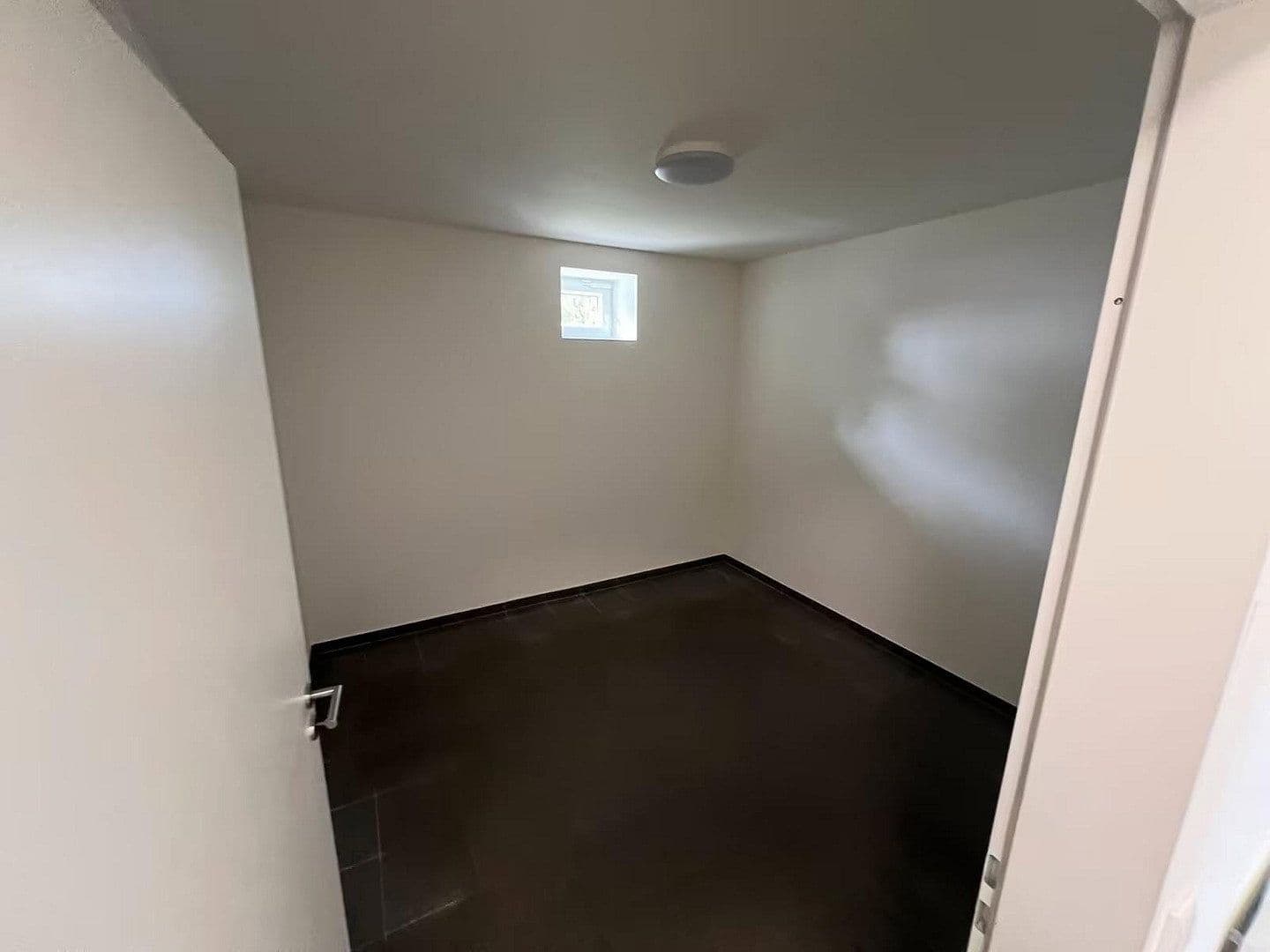 Prenájom nebytového priestoru 2.500 m², An der illau 19, Marschacht, Dolné Sasko Prenájom nebytového priestoru 2.500 m², An der illau 19, Marschacht, Dolné Sasko