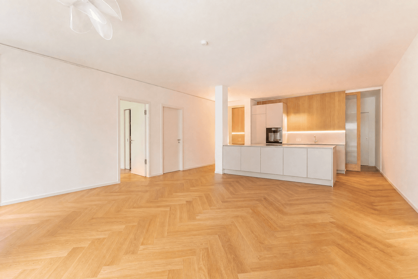 Predaj bytu 3-izbový 123 m², Frankfurt, Hesensko Predaj bytu 3-izbový 123 m², Frankfurt, Hesensko