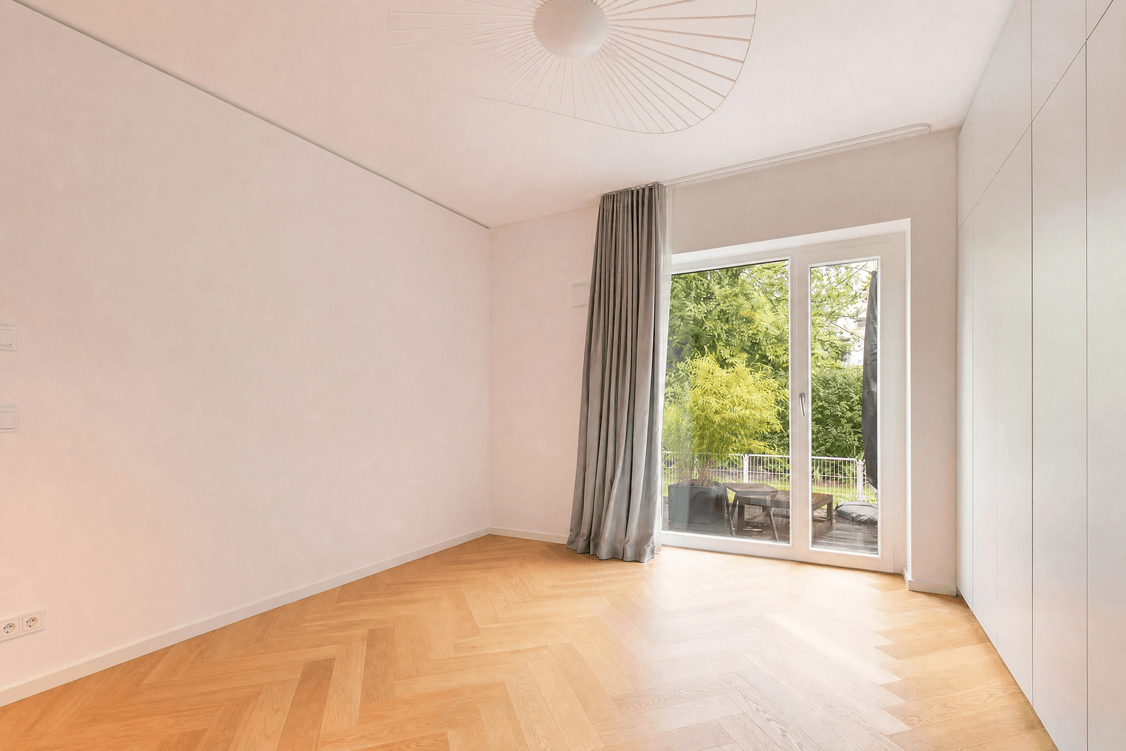 Predaj bytu 3-izbový 123 m², Frankfurt, Hesensko Predaj bytu 3-izbový 123 m², Frankfurt, Hesensko